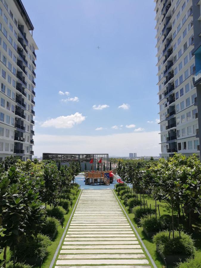 Bsp21 Apartment Jenjarum Bagian luar foto